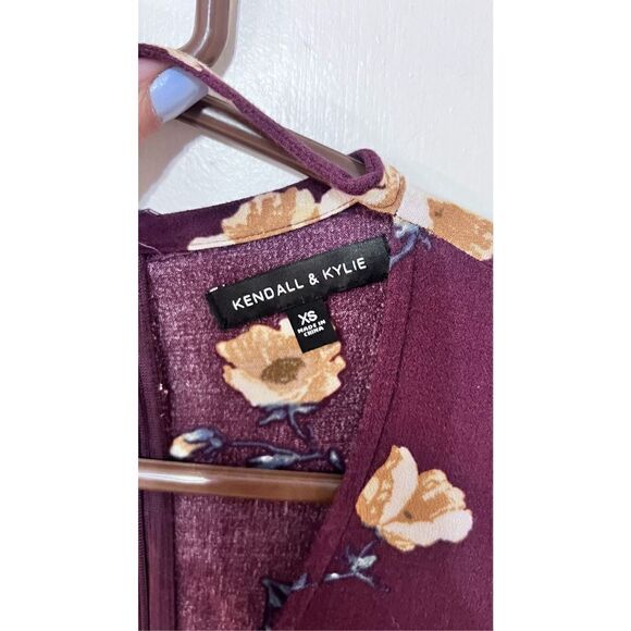 Kendall & Kylie Womens Floral V-Neck Choker Neckline Cutout Romper Multi Size XS - Picture 6 of 11